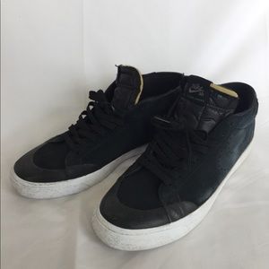 Nike Sb blazer skated size 10